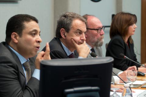 Mesa de la presentación de la cátedra de civilización islámica